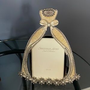 NEW Sheffield Home Jewel Collection Silver Enamel Faux Pearl Wedding Dress Frame